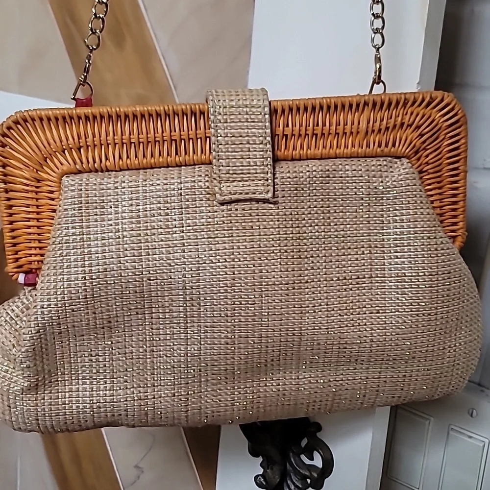 Betsey Johnson handbag - Picture 5 of 7